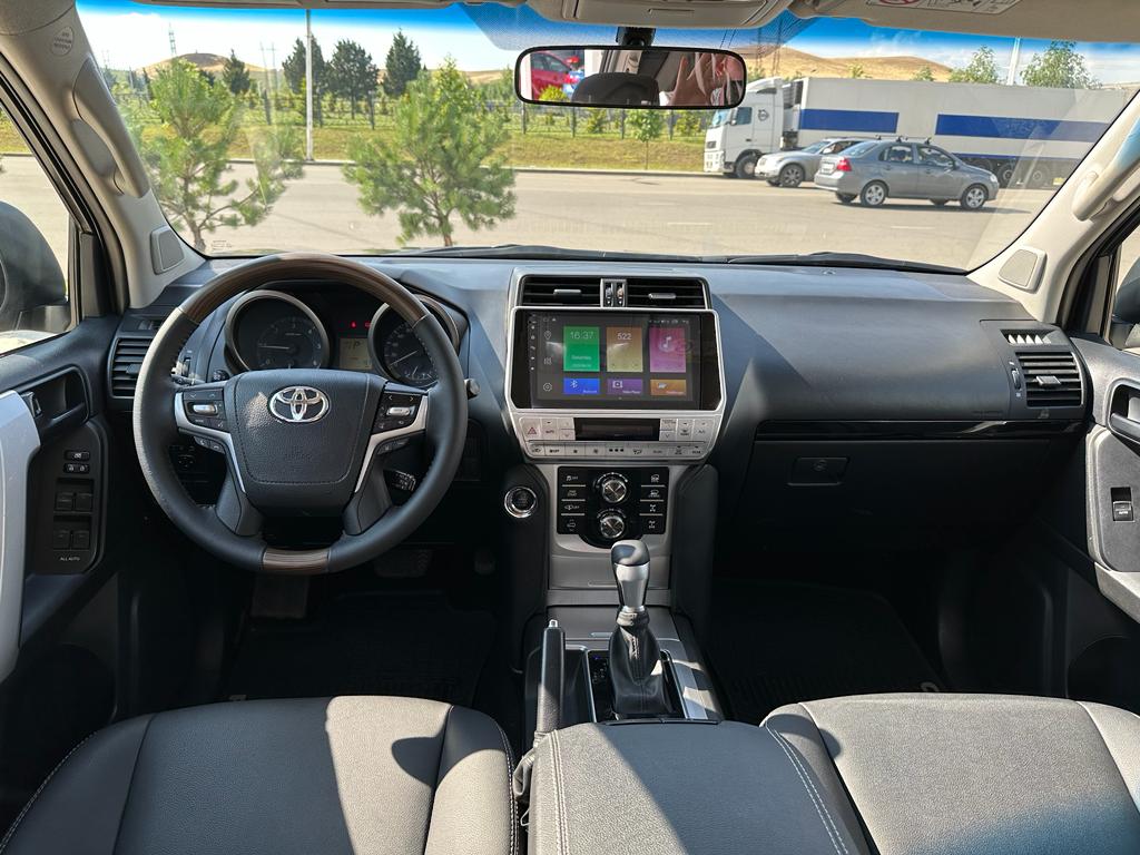 Landcruiser Prado Toyota